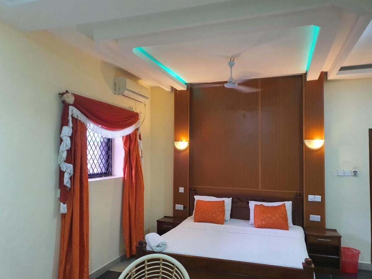 Regency Park Hotel Mombasa Exterior foto
