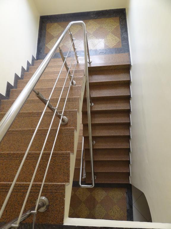 Regency Park Hotel Mombasa Exterior foto