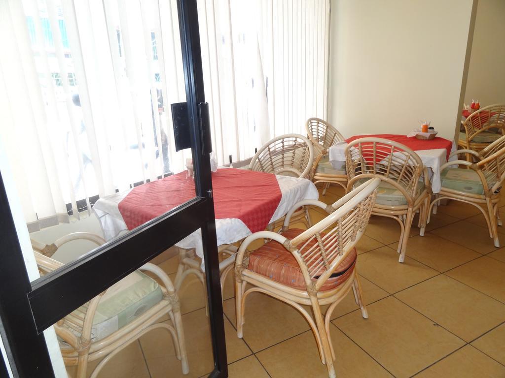 Regency Park Hotel Mombasa Exterior foto