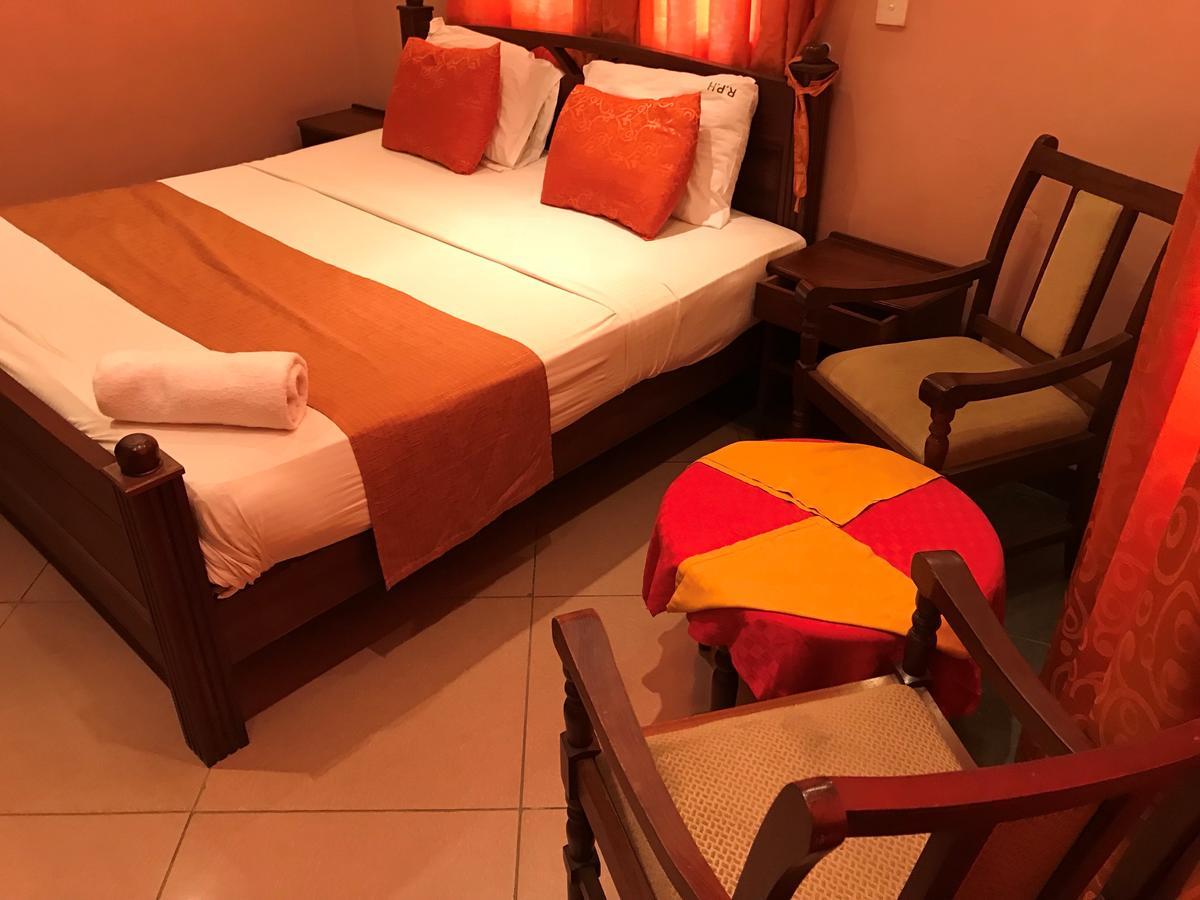 Regency Park Hotel Mombasa Exterior foto